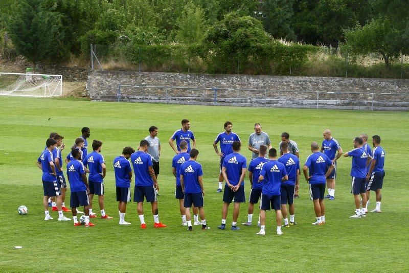 Concentración del Real Zaragoza en Boltaña