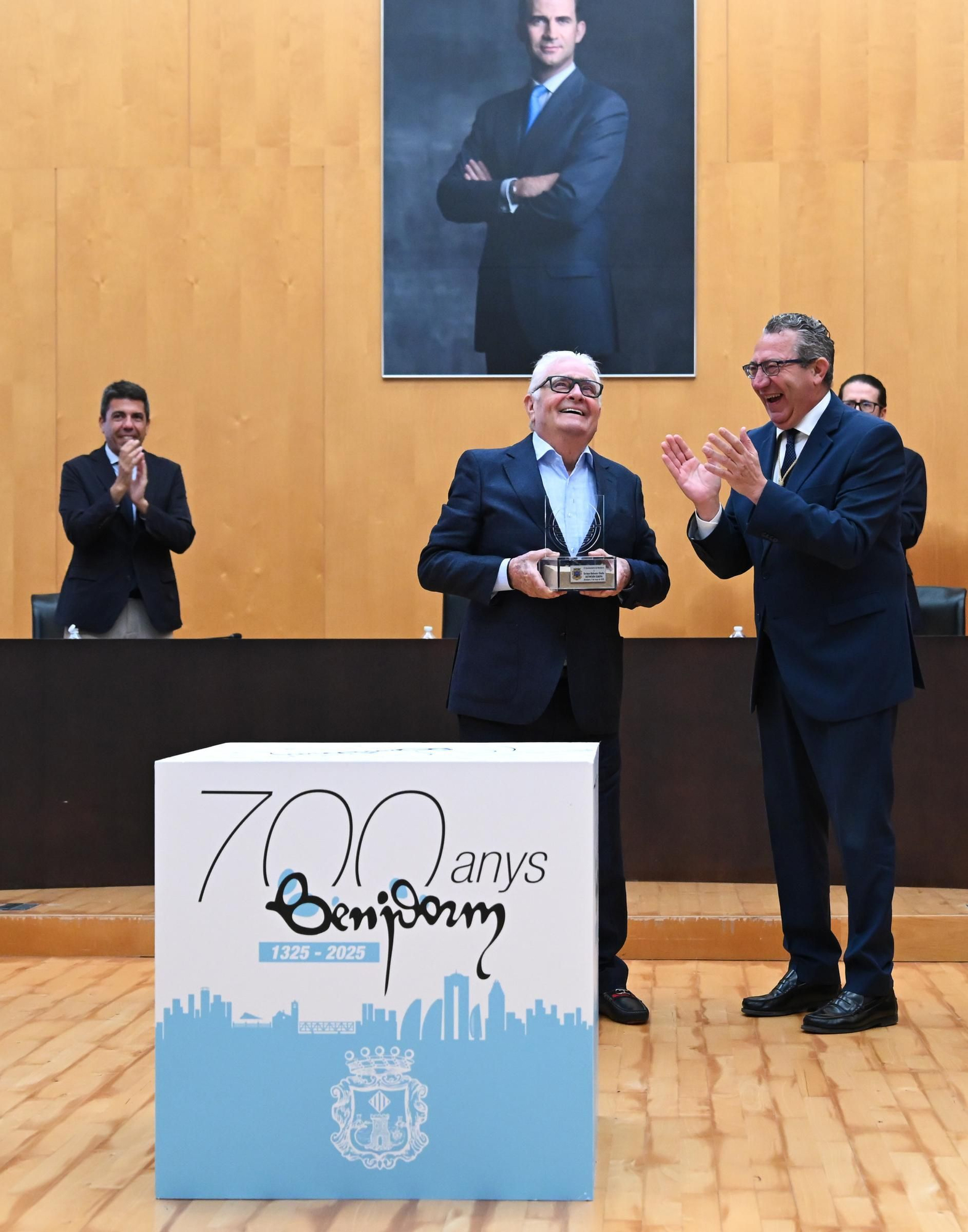 Celebración del Día de Europa en Benidorm y entrega de la distinción a Enrique Ballester