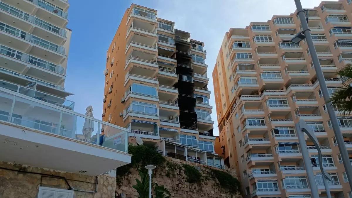 Zwei-Menschen-sterben-bei-Wohnhausbrand-in-der-Urlauberhochburg-Magaluf