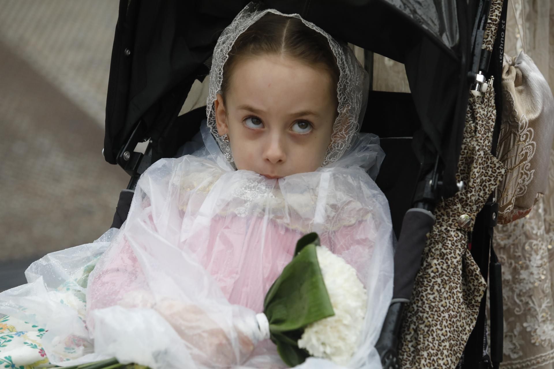 Búscate en el primer día de ofrenda por la calle de Quart (entre las 17:00 a las 18:00 horas)