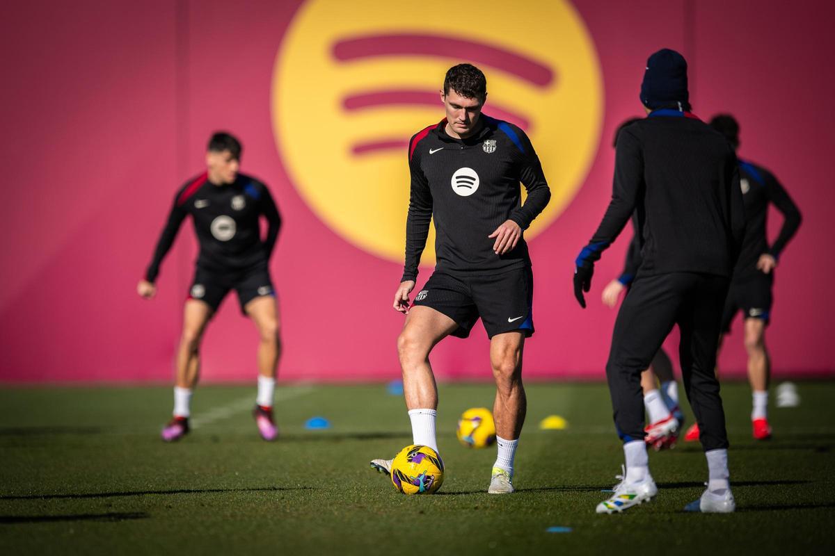 Andreas Christensen durante un entrenamiento del Barça