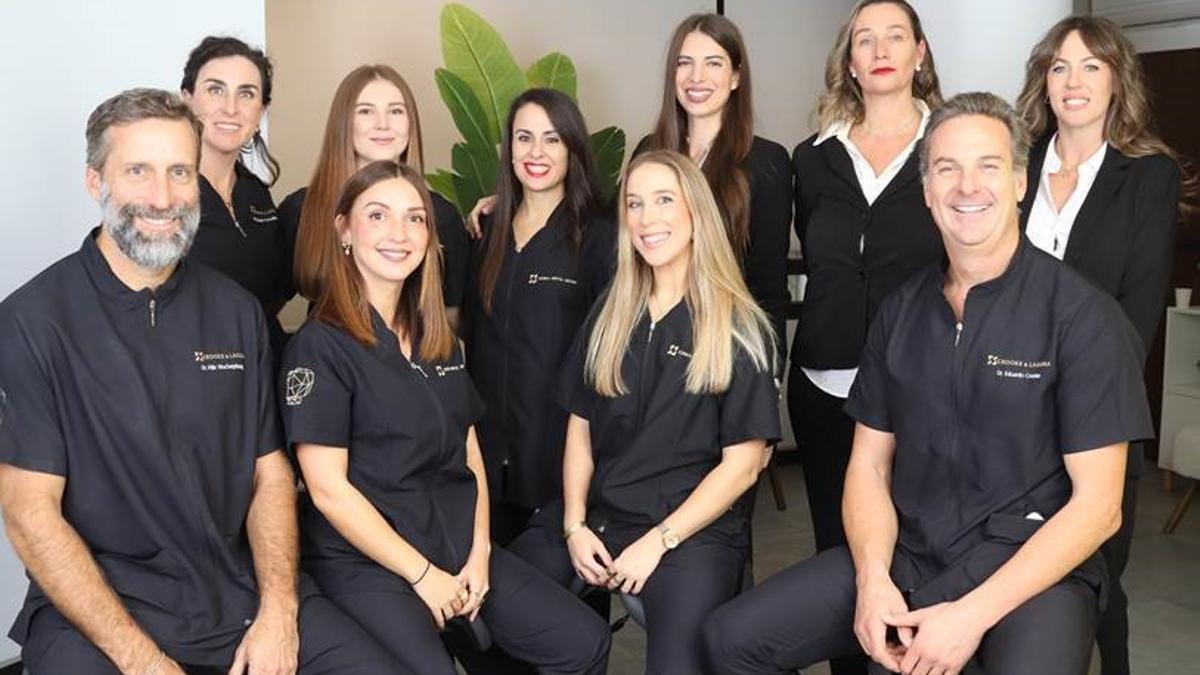 Clínica Dental Crooke es un centro de referencia en implantología y estética dental en Alicante capital.