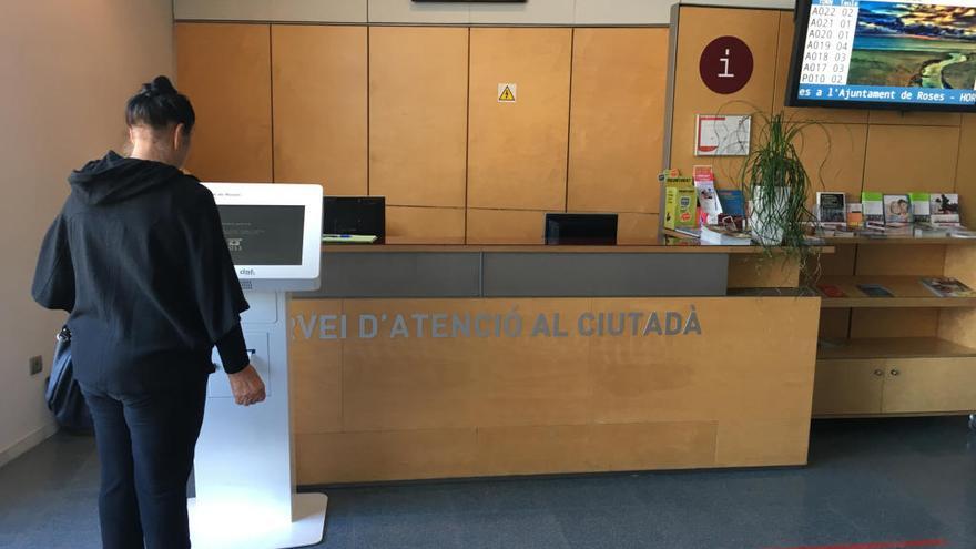 El nou sistema està ubicat a l&#039;entrada de l&#039;Ajuntament.