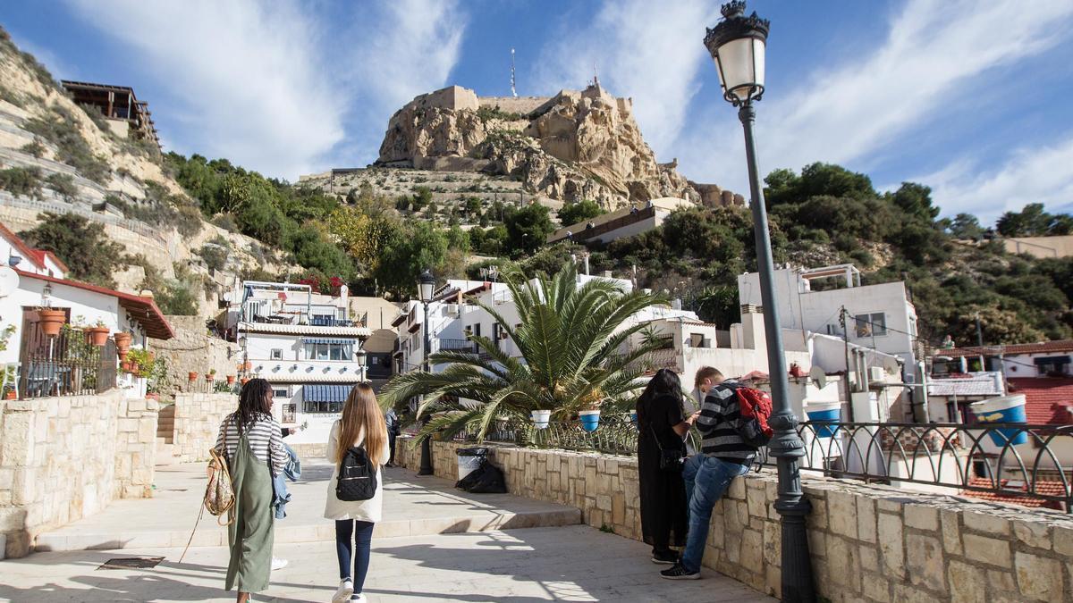 Barrio de Santa Cruz en Alicante.