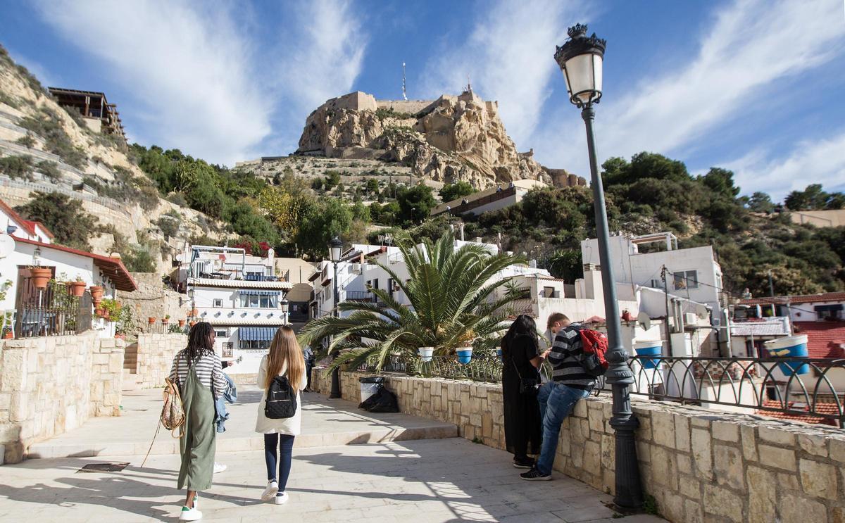 Barrio de Santa Cruz en Alicante.