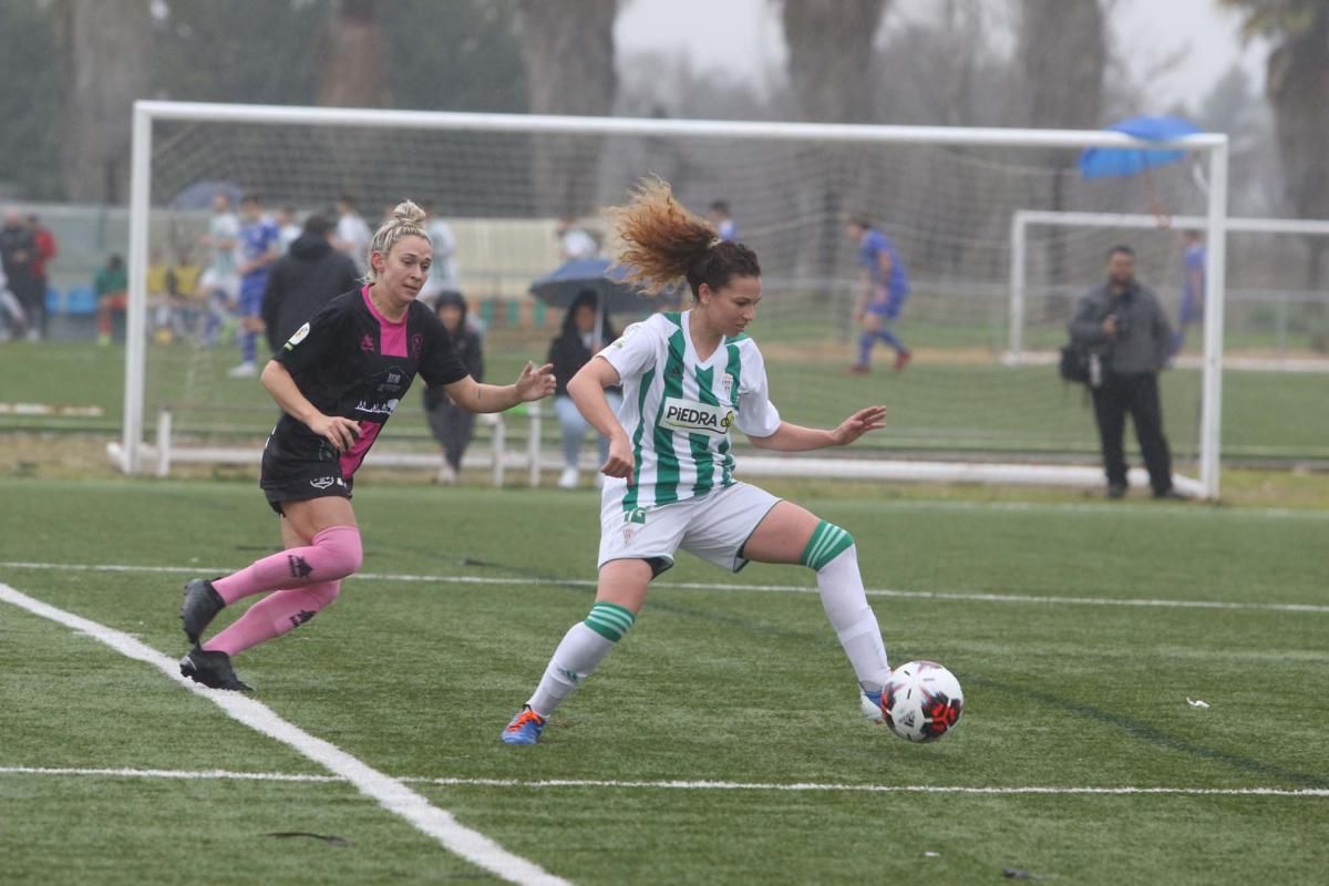 Emoción en el derbi femenino entre Córdoba y Pozoalbense