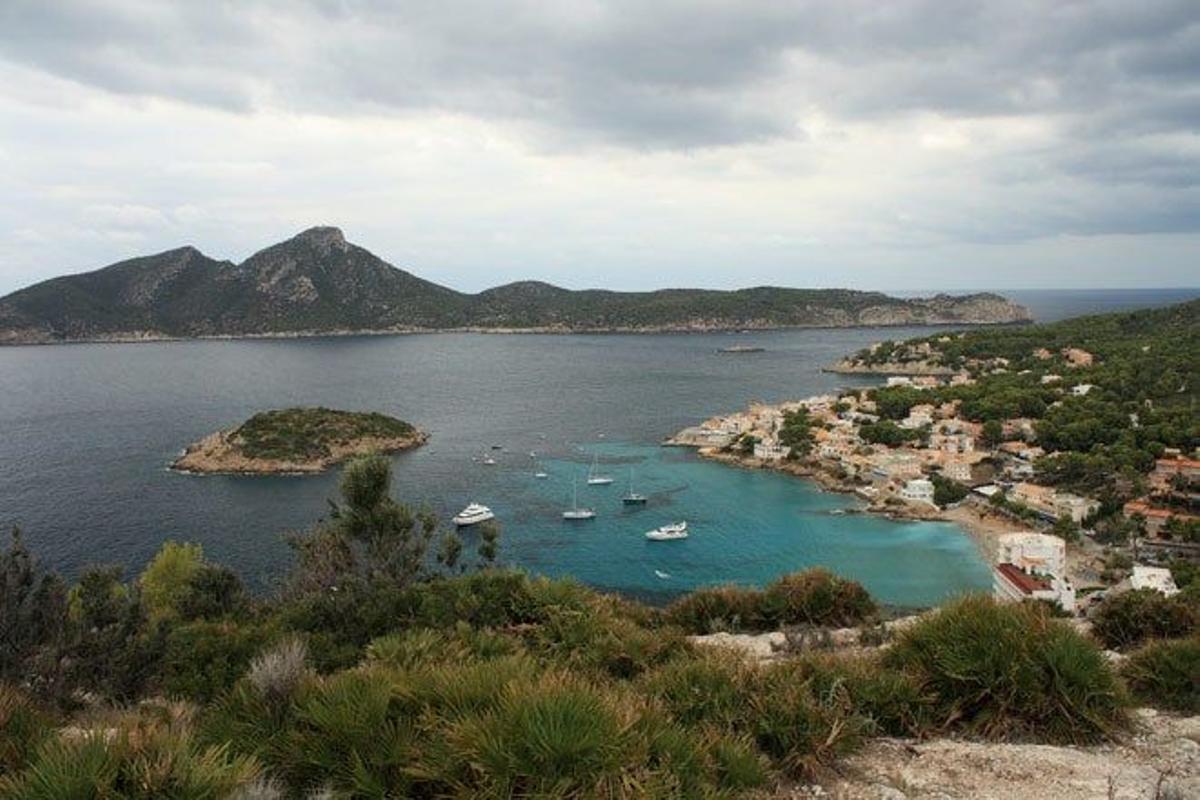 Isla de Sa Dragonera desde la pedanía de San Telmo.