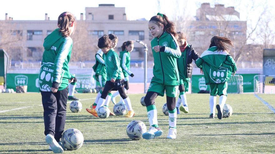 Los éxitos de la selección española disparan el crecimiento del fútbol femenino: &quot;Ahora las niñas sí quieren ser futbolistas&quot;