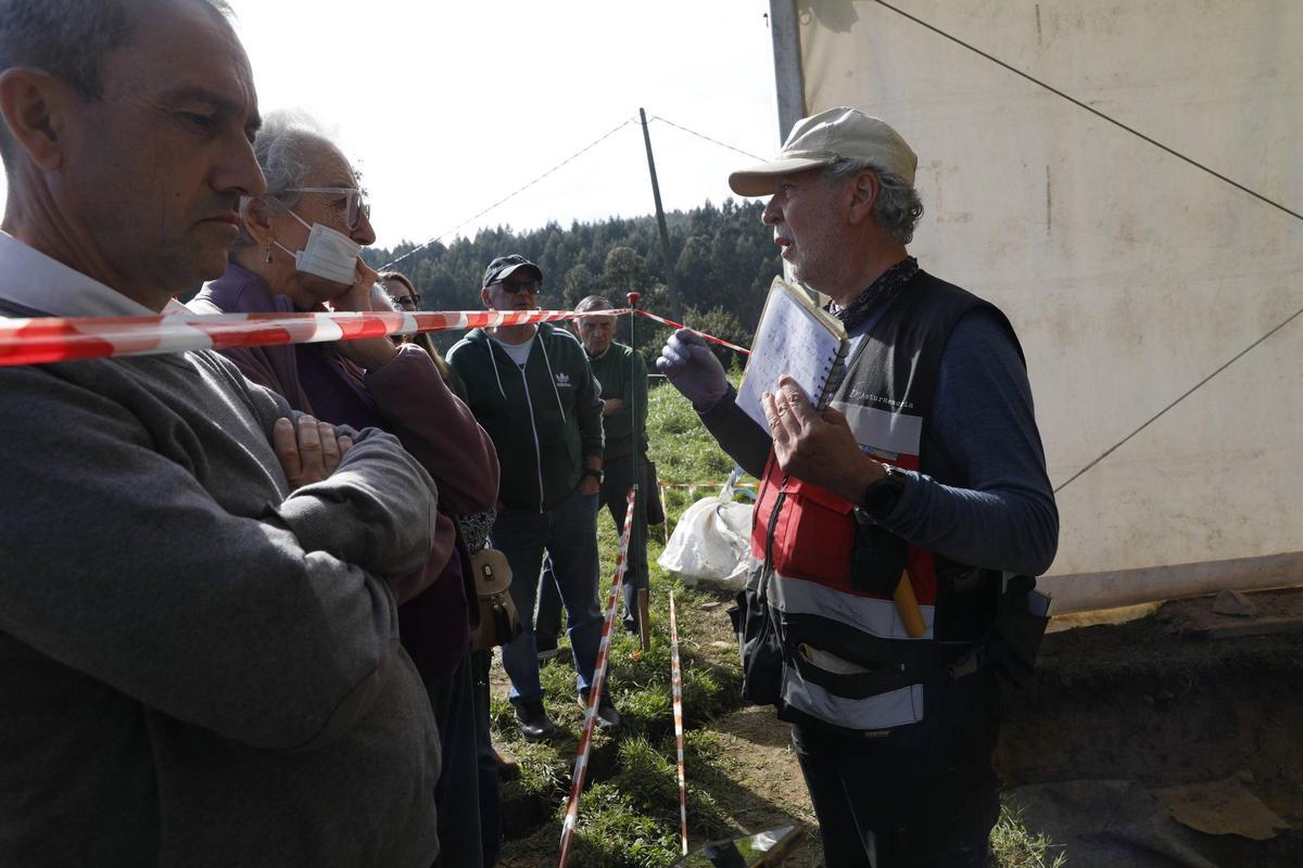 EN IMÁGENES: Hallan los restos de al menos seis víctimas en la fosa común de La Lloba