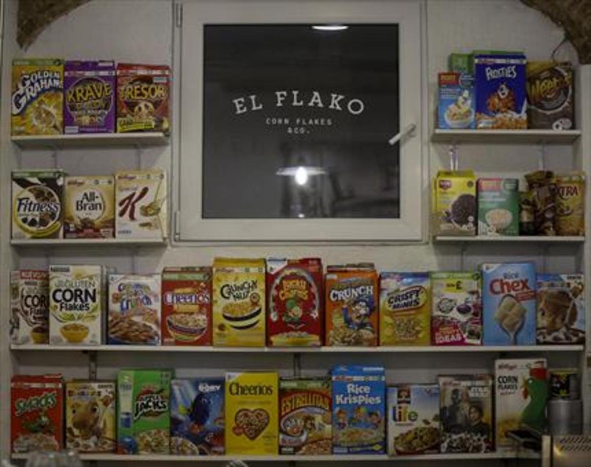 A ESCOLLIRÀmplia oferta de cereals en diverses versions a El Flako,a General Álvarezde Castro, 5. A ESCOLLIRÀmplia oferta de cereals en diverses versions a El Flako,a General Álvarezde Castro, 5.