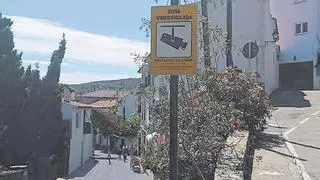 Denuncien un pub de Cadaqués per excés d'aforament i per tenir "falsos" controladors d'accés