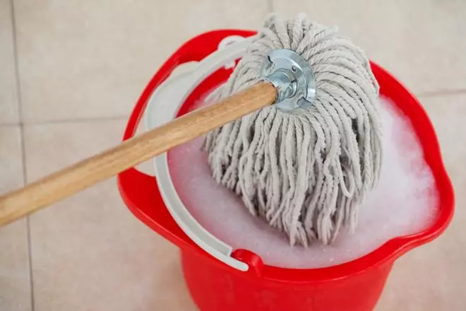 ¿Sabías que el exceso de limpieza puede ser perjudicial?: cinco consejos para mantener tu casa en orden