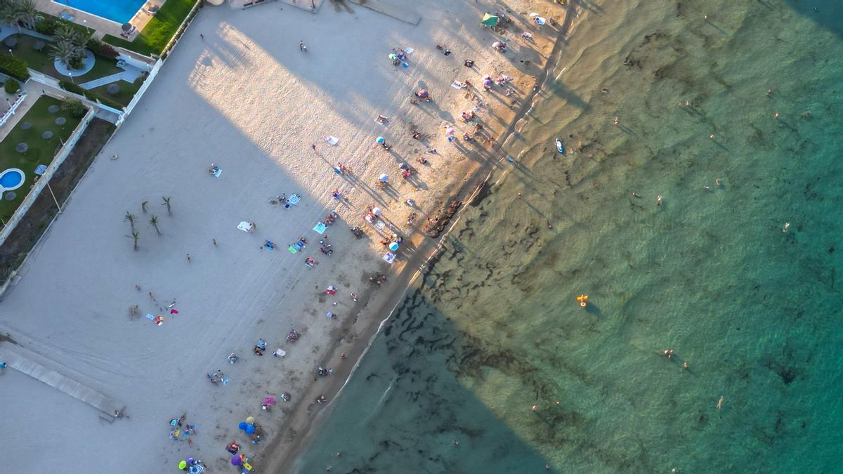 Vista aérea de la Playa de San Juan.
