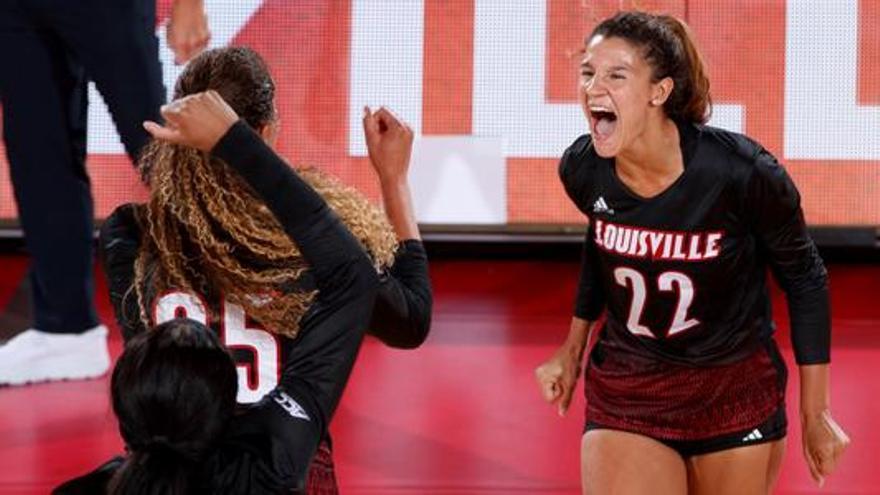 La malagueña Raquel Lázaro jugará la Final a 4 de la NCAA de voleibol