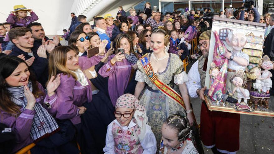 Fallas de València 2018 | La falla Barrio Beteró celebra el Ninot Indultat Infantil