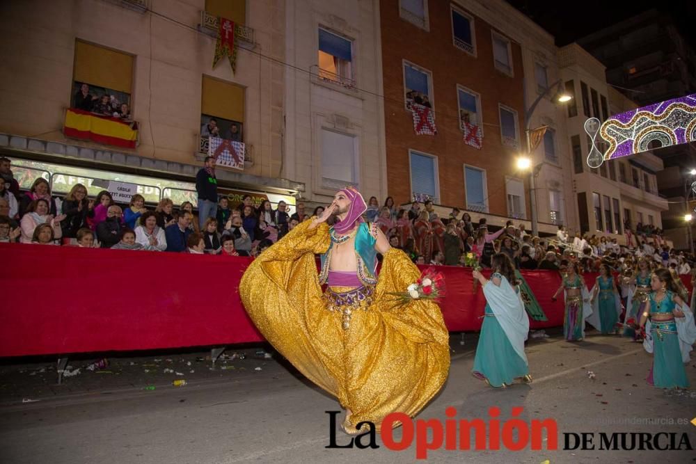 Desfile día 4 de mayo en Caravaca (Bando Moro paso