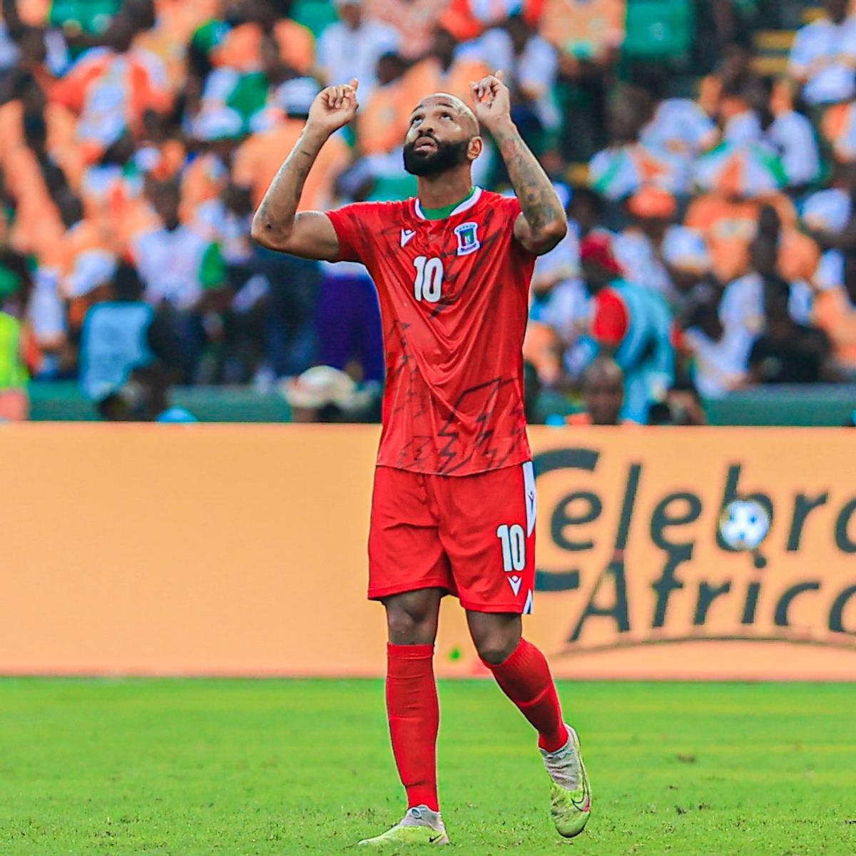 Emilio Nsué celebra uno de sus goles en la pasada Copa África.