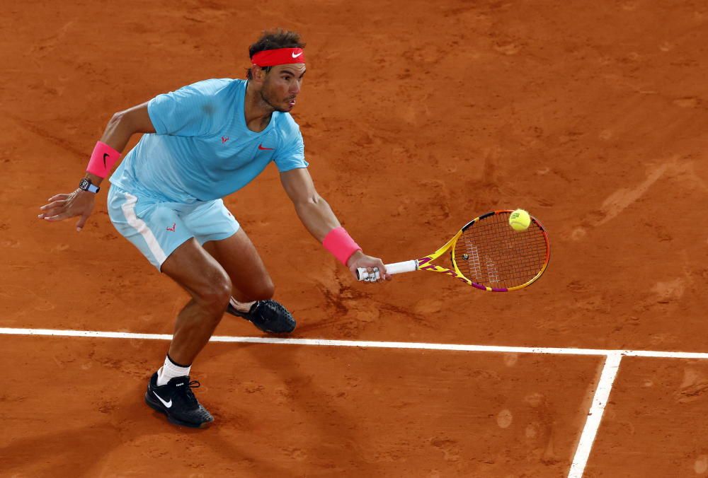 Nadal supera a Sinner y accede a semis en París