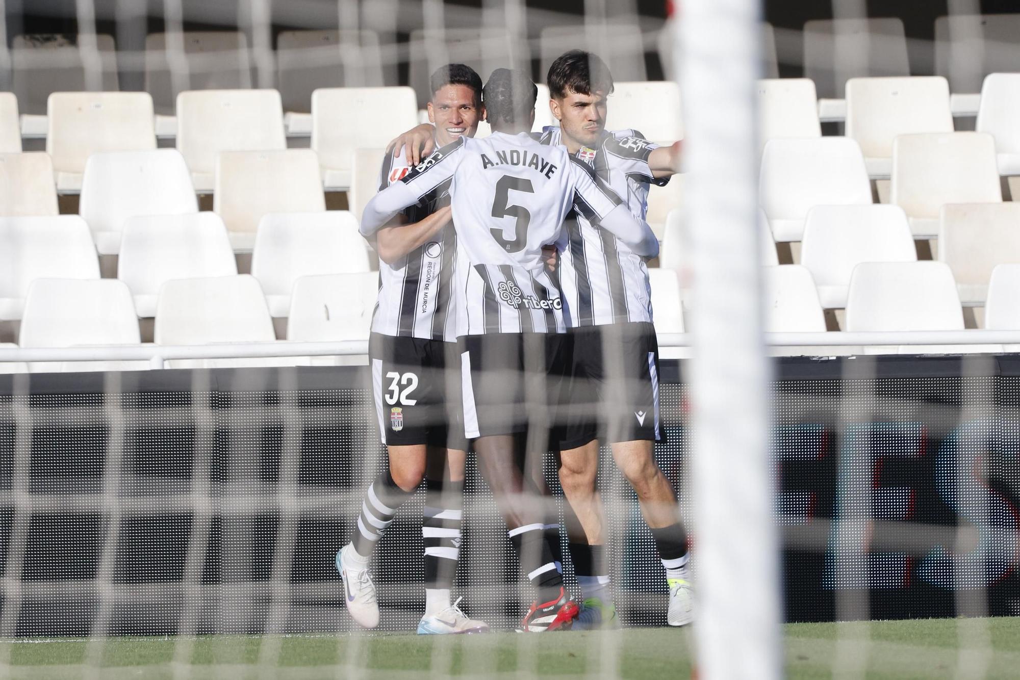 La victoria del FC Cartagena ante el Racing, en imágenes