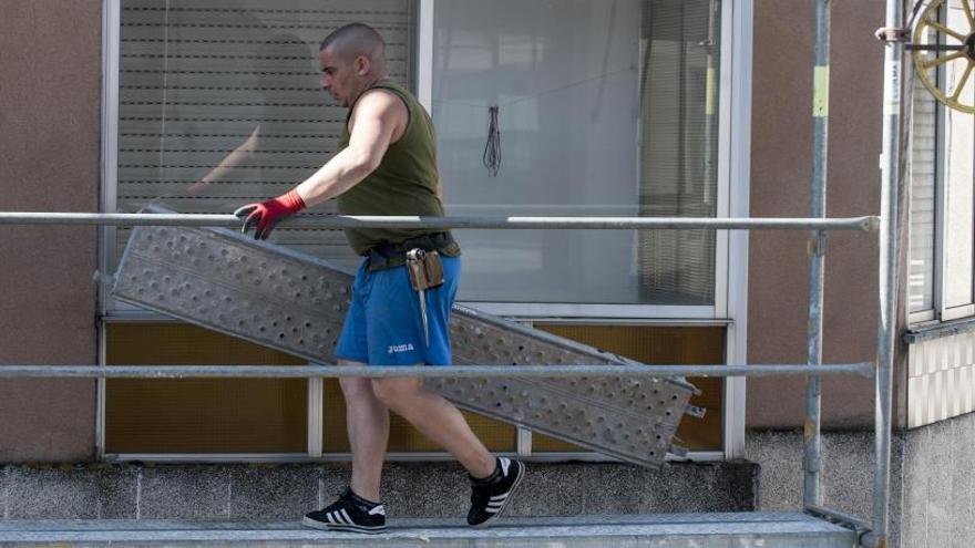 Un obrero de la construcción, segundo sector con más accidentes.