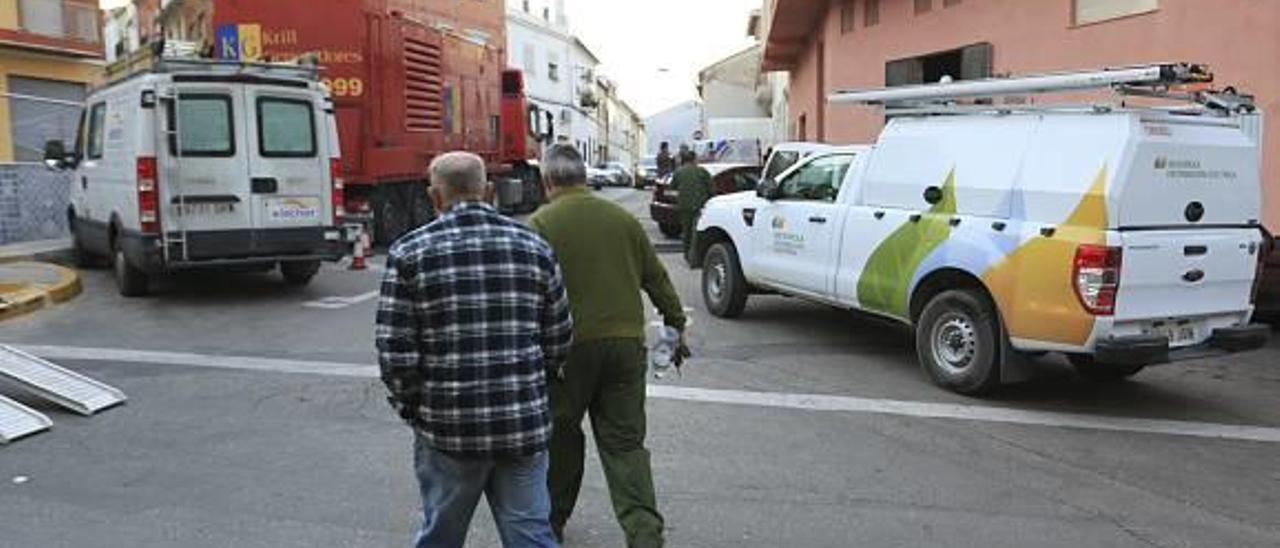 Unas obras mal hechas causaron el corte de electricidad en Villalonga