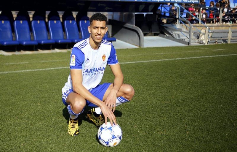 Presentación de Jawad El Yamiq como nuevo jugador del Real Zaragoza