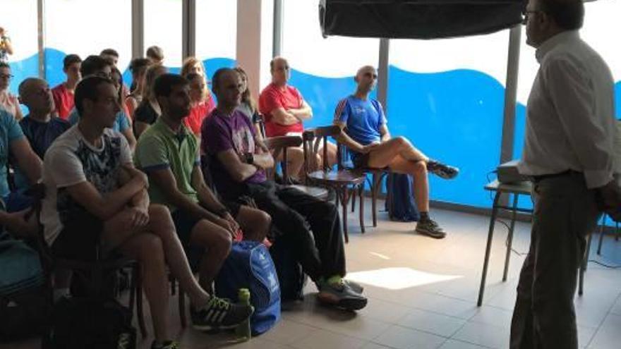 Comienza en Sagunt el Curso de Monitor Nacional de Atletismo