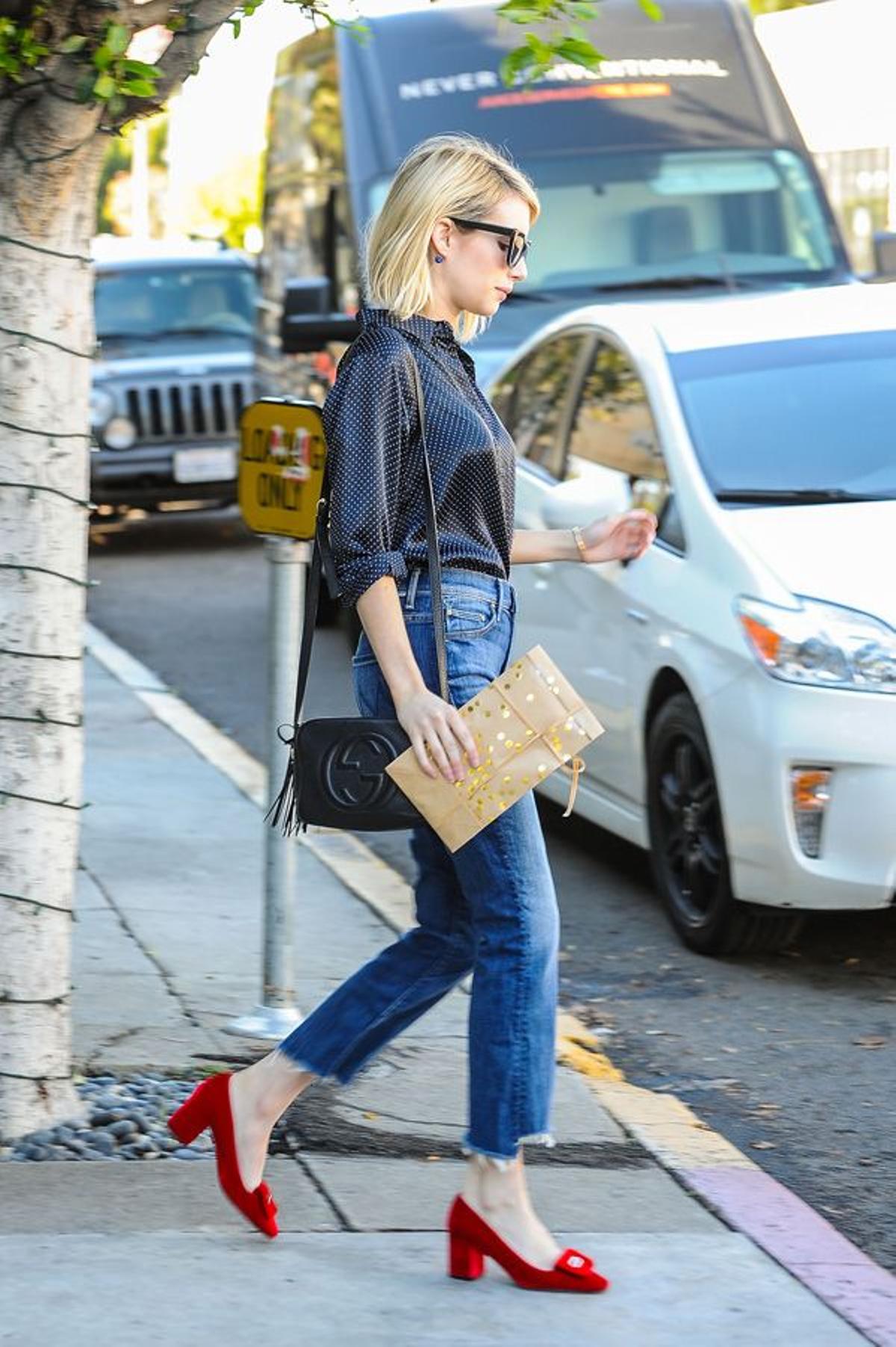 Cropped jeans con tacón midi