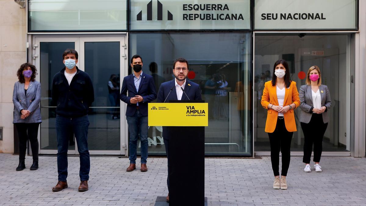 Pere Aragonès, en rueda de prensa junto a otros dirigentes de ERC