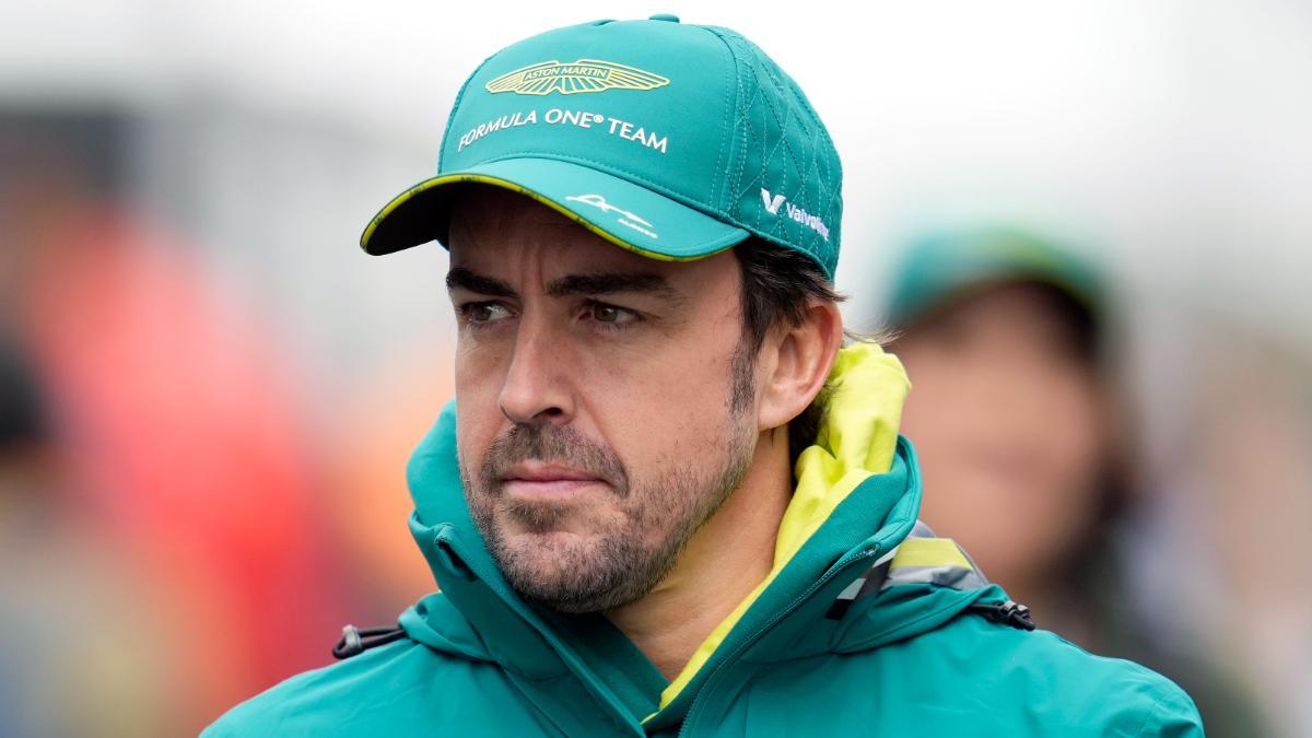 Fernando Alonso se queda en Aston Martin