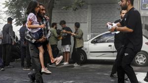 Trump manté en suspens l’Iran mentre Khamenei l’avisa de "danys irreparables"