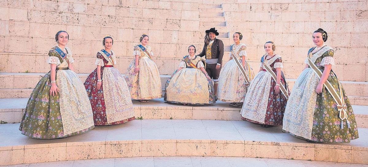 La máxima representante infantil, Julia Palanca Benito, junto a su grupo de «medusas».