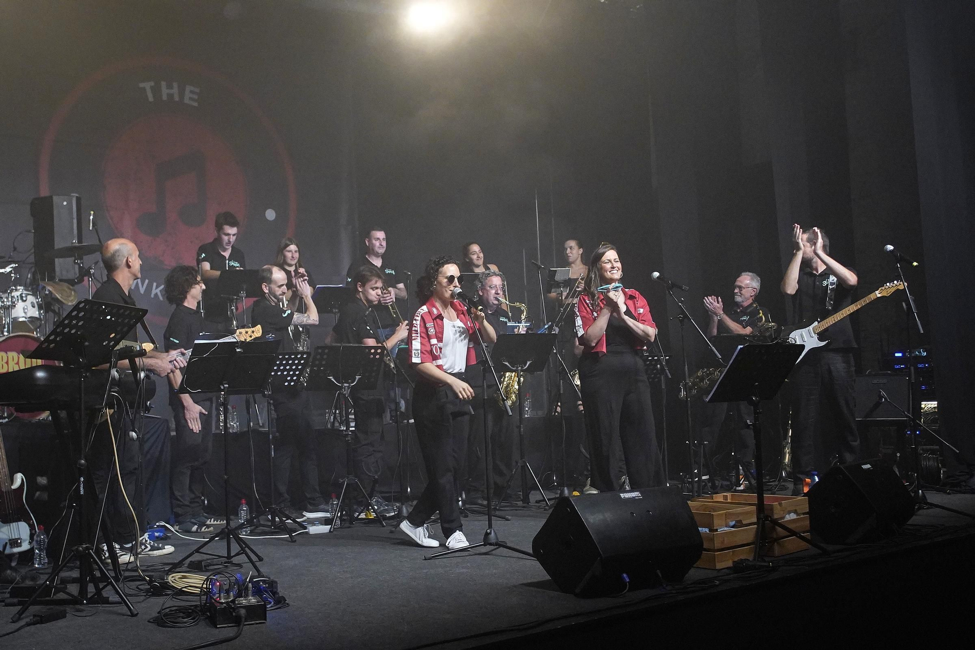 Les fotos del concert dels The Sinkopats a Girona