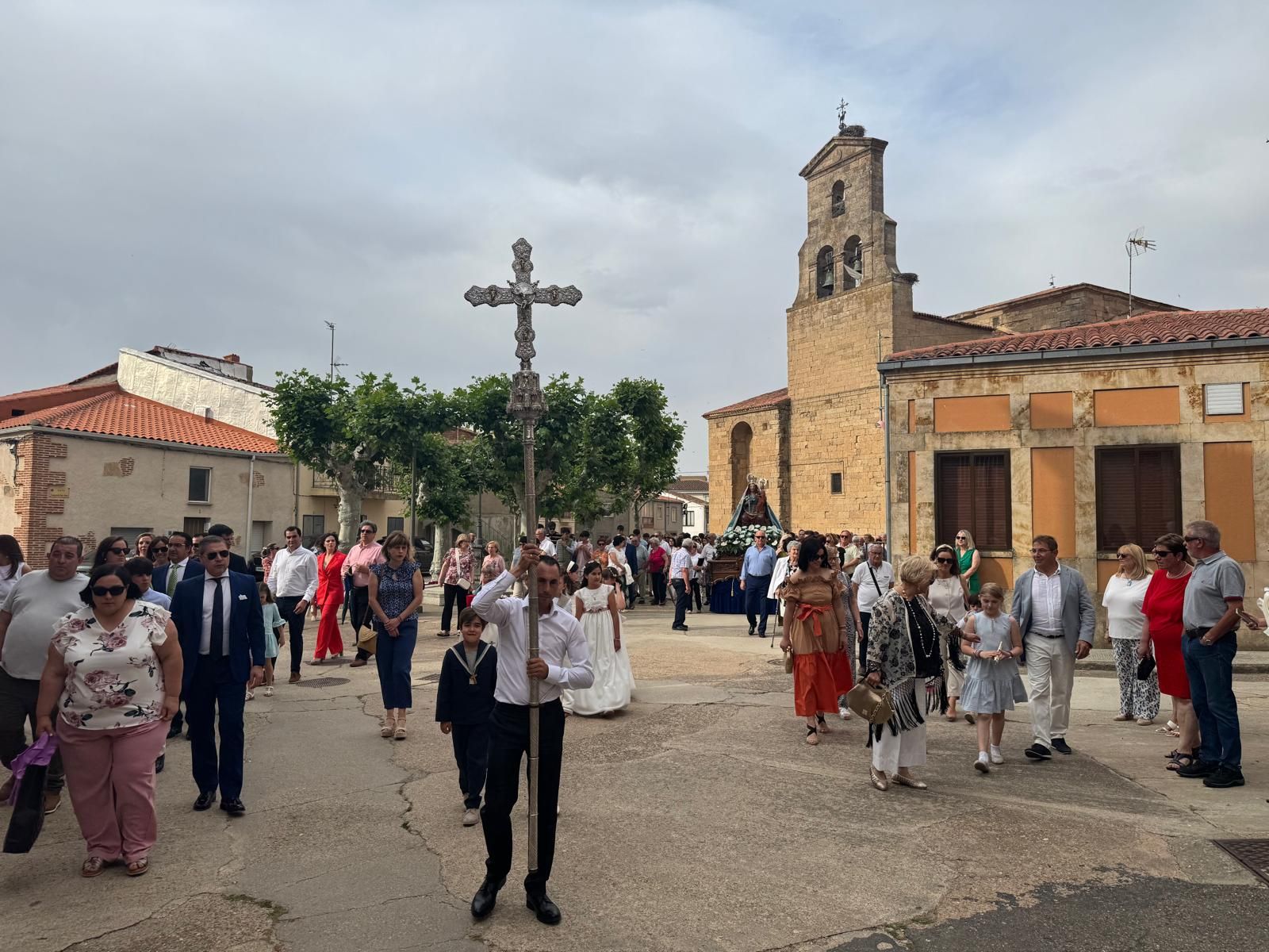 GALERÍA | La Virgen de la Antigua vuelve a su morada en Fuentesaúco