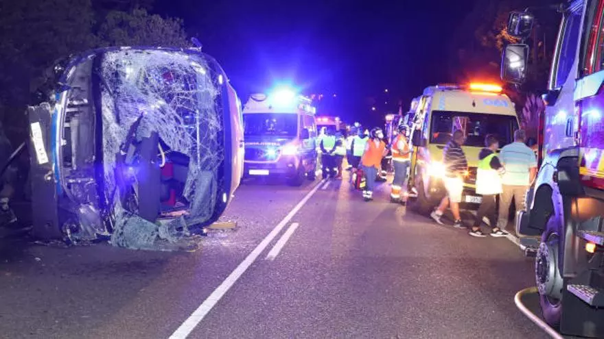 Los dos últimos trabajadores de PSA-Vigo ingresados por el accidente de autobús reciben el alta