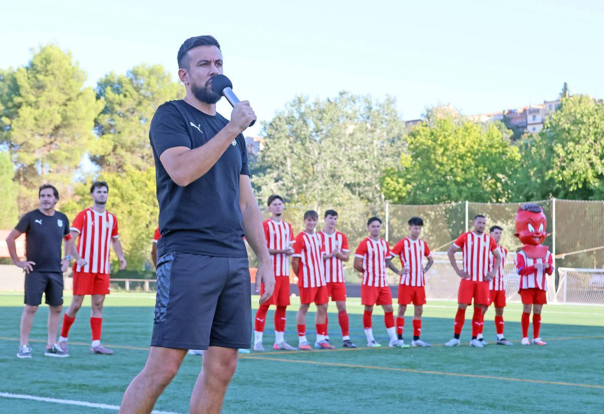 Totes les fotos del partit de Festa Major entre el CE Manresa i L'Hospitalet