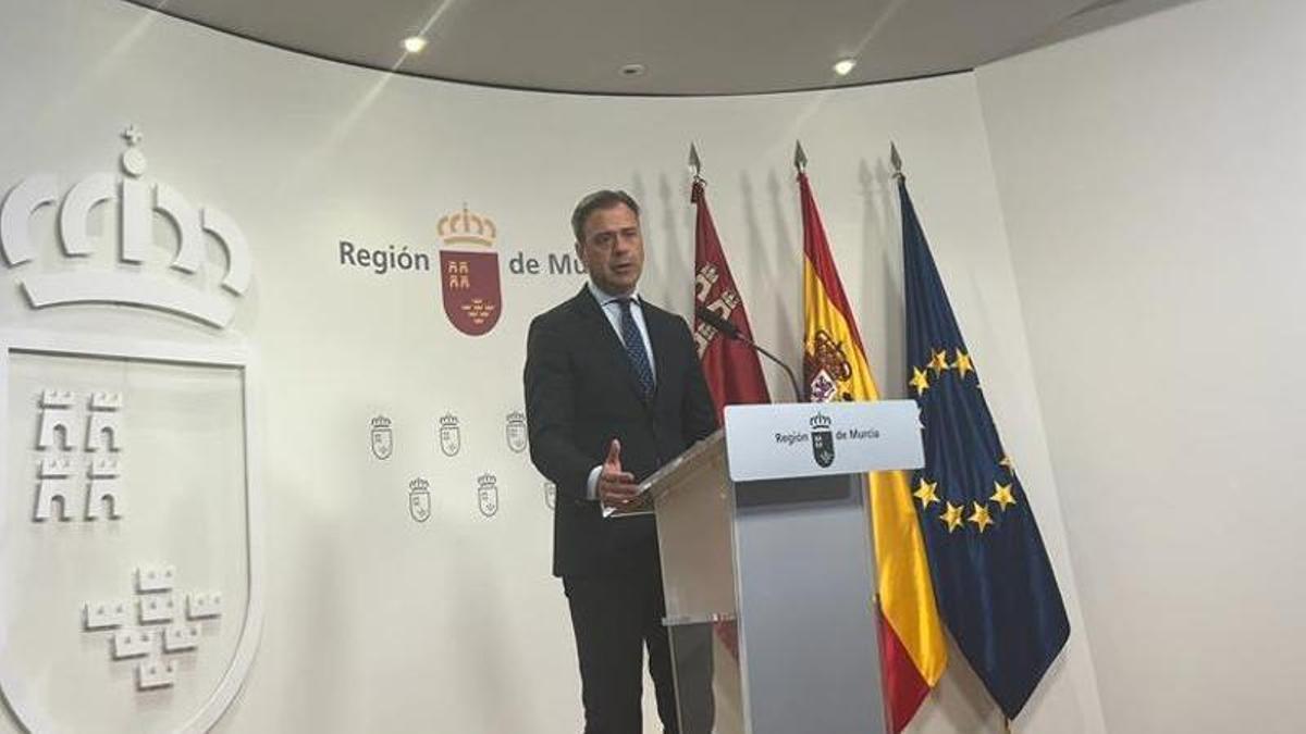 Marcos Ortuño, durante la rueda de prensa posterior al Consejo de Gobierno.