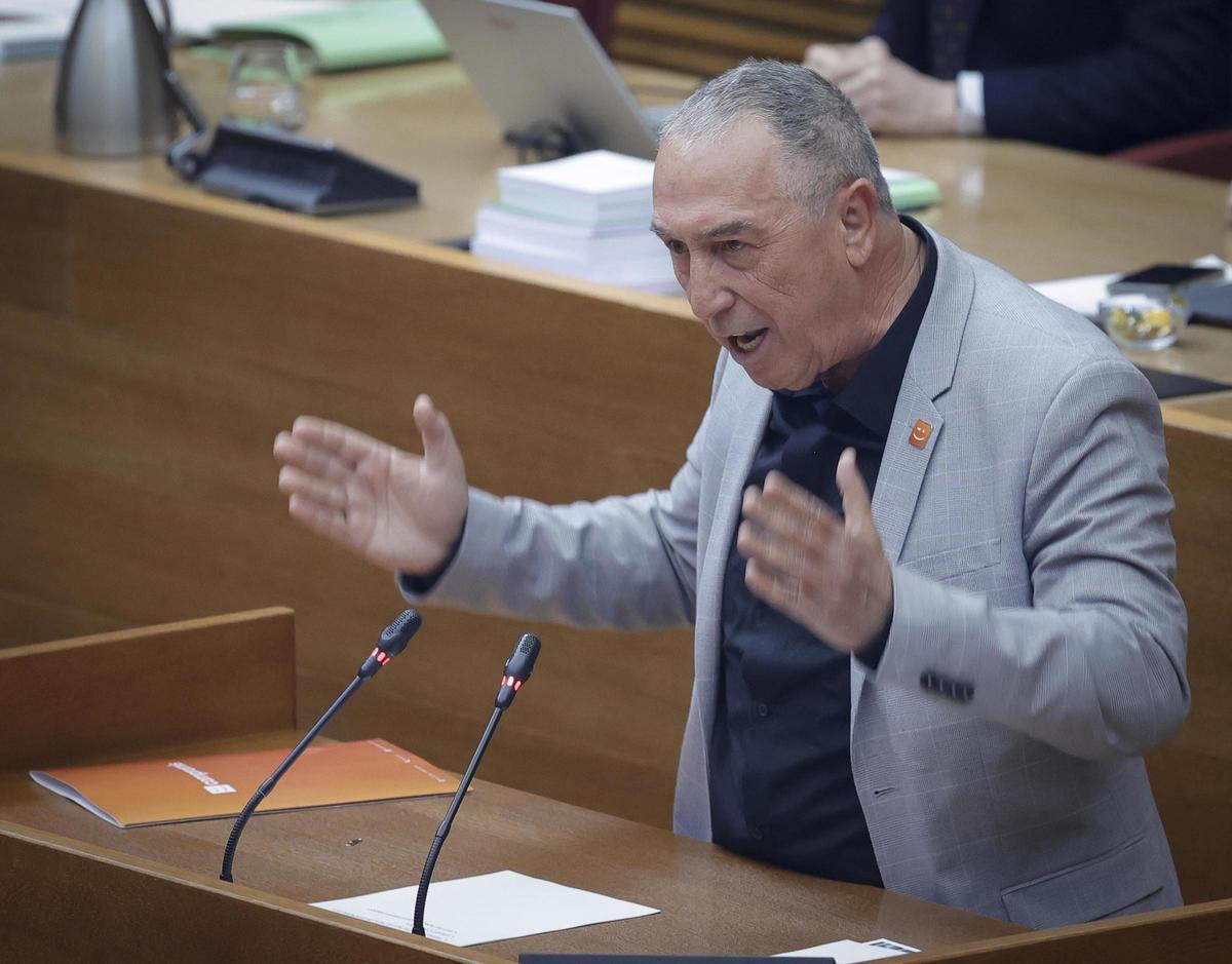 Joan Baldoví, síndic de Compromís, durante su intervención.