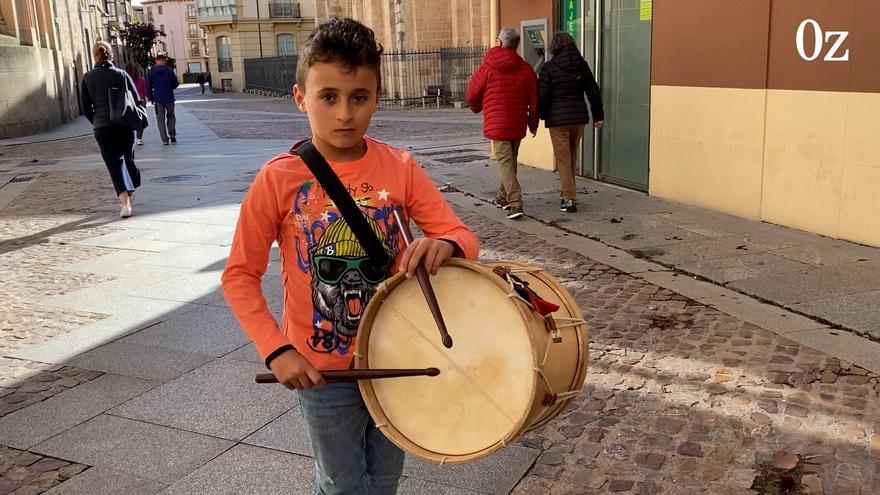 VÍDEO | Aimar Fernández, la promesa alistana del tamboril con 10 años