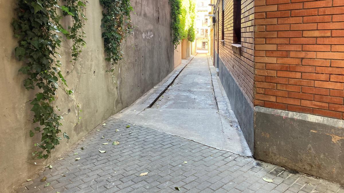 Calle de Baix de Mariner, en Horta, esta semana.