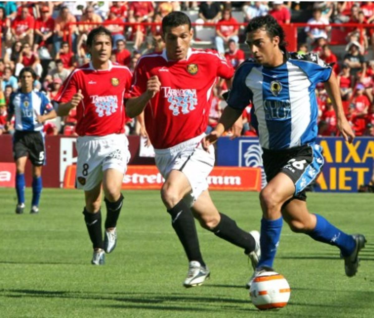 El alicantino Miguel de las Cuevas, durante su etapa herculana, en un partido ante el Nàstic de Tarragona.