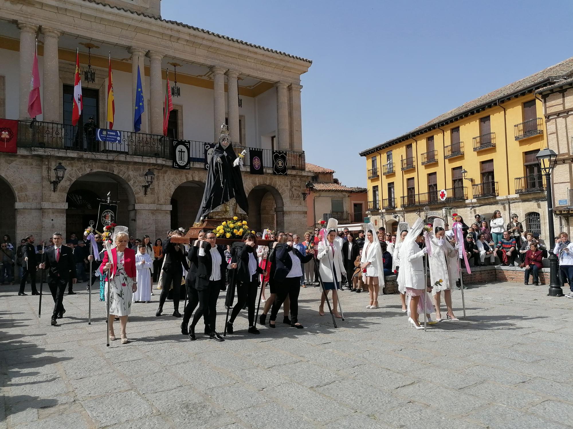 Toro revive con alegría el Domingo de Resurrección