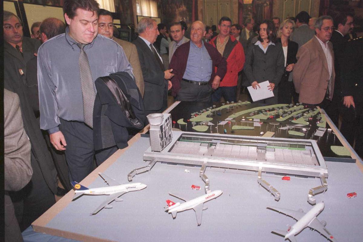 Presentación de la maqueta del aeropuerto castellonense.
