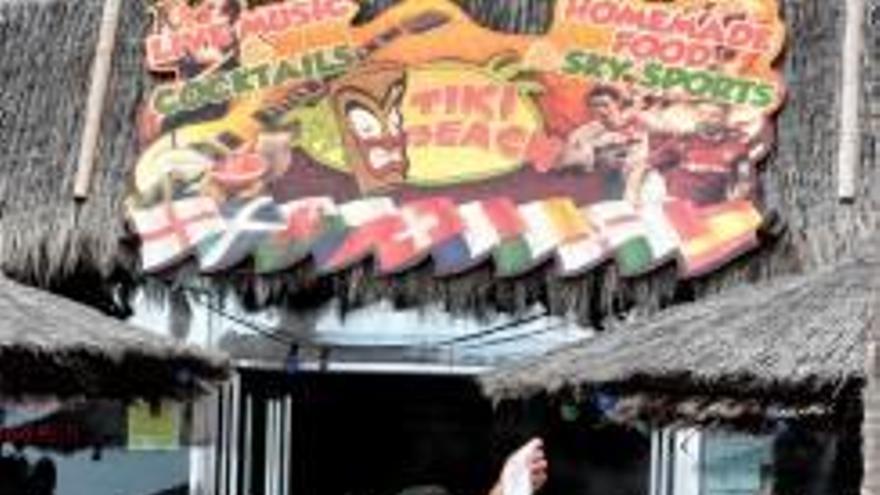 El pub Tiki Beach.
