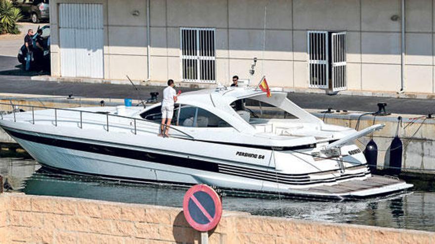 Die royale Yacht &quot;Somni&quot; wird im Hafen von Palma vorbereitet