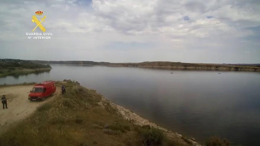 Labores de rescate en el embalse de Mequinenza