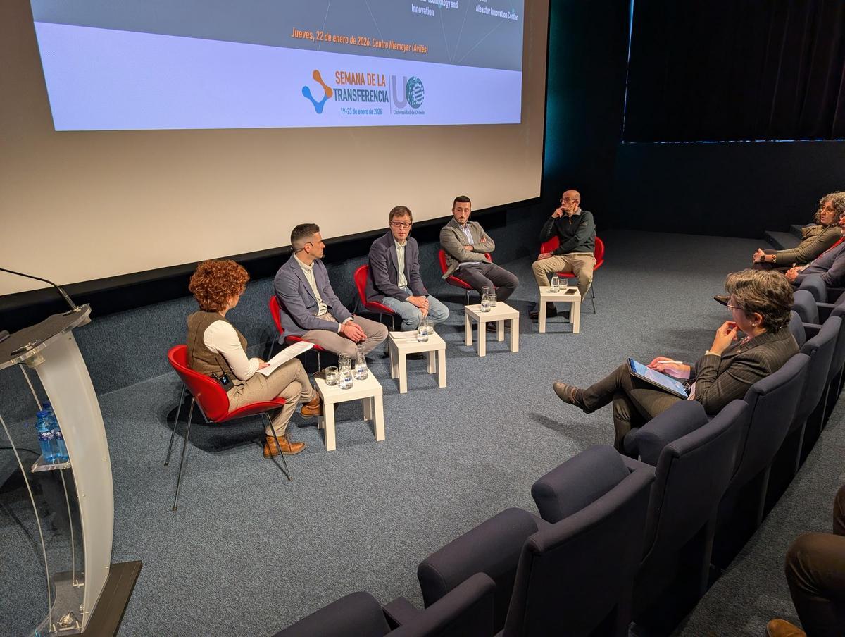 Azucena Jiménez, Juan Luis Carús, Luis Pérez Castaño, Yerai Fernández y Julián Corostola