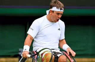 El vigués Martín de la Puente vence en Wimbledon junto a Rubén Spaargaren