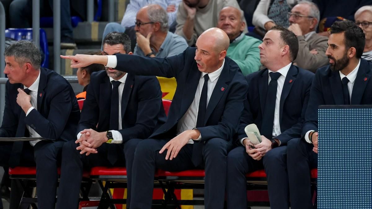 Peñarroya's technical staff during the 24/25 season