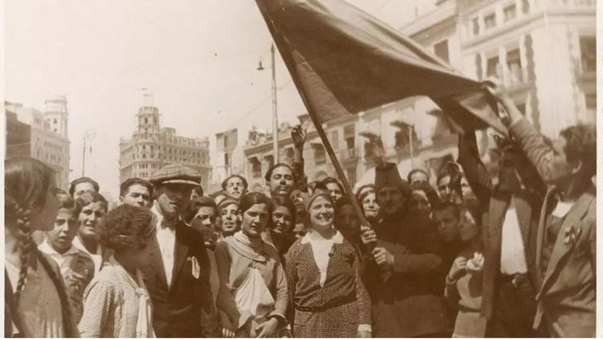 El 14 de abril de 1931, en la plaza Emilio Castelar